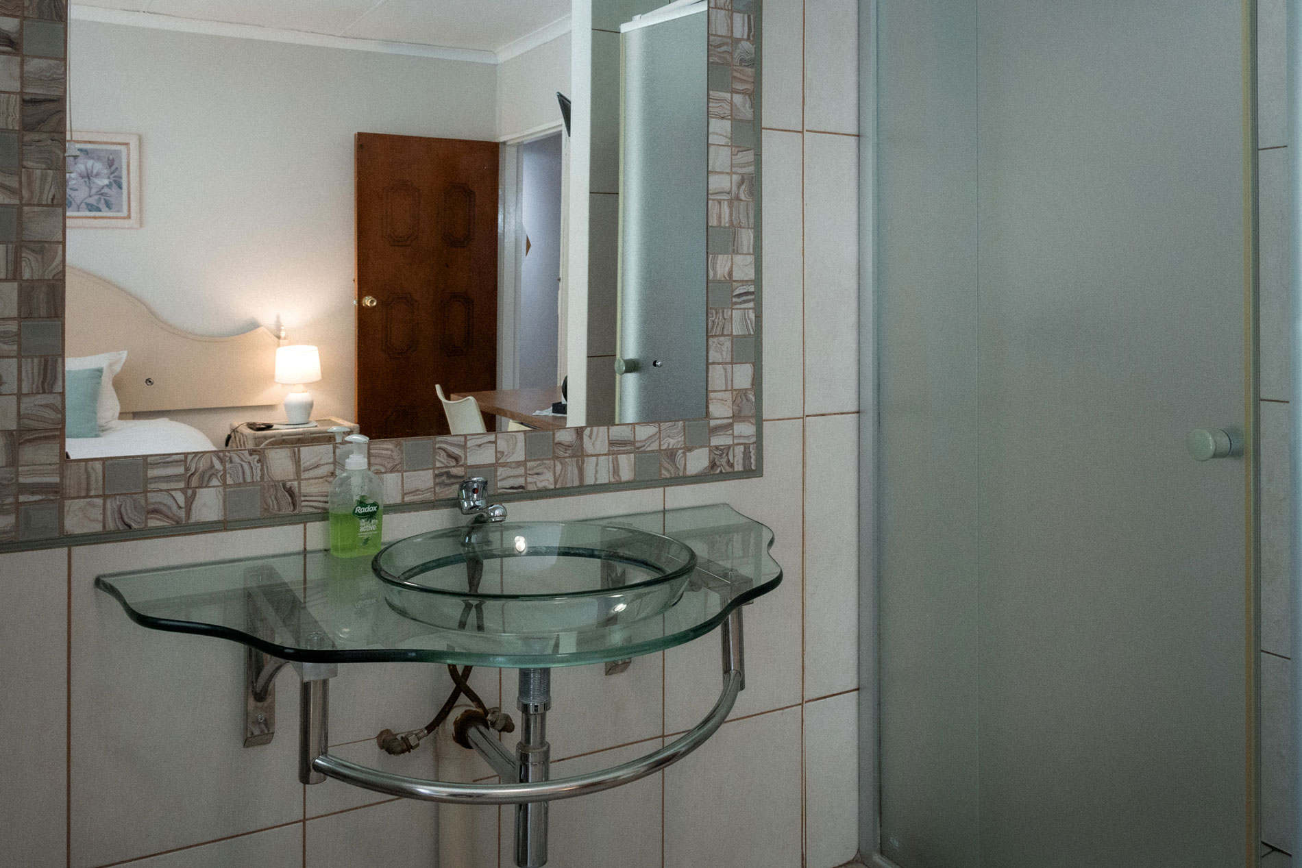 Room 3 at Park Living Guesthouse — photo 3