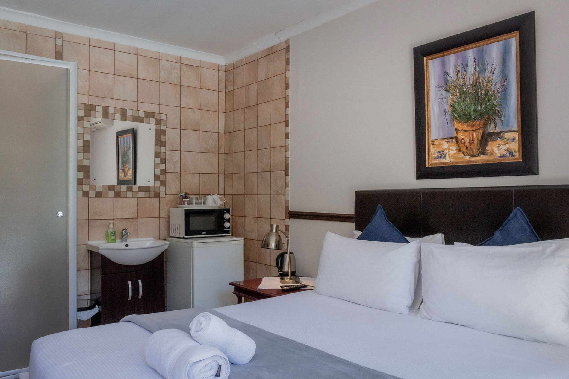 Room 4 at Park Living Guesthouse — photo 4