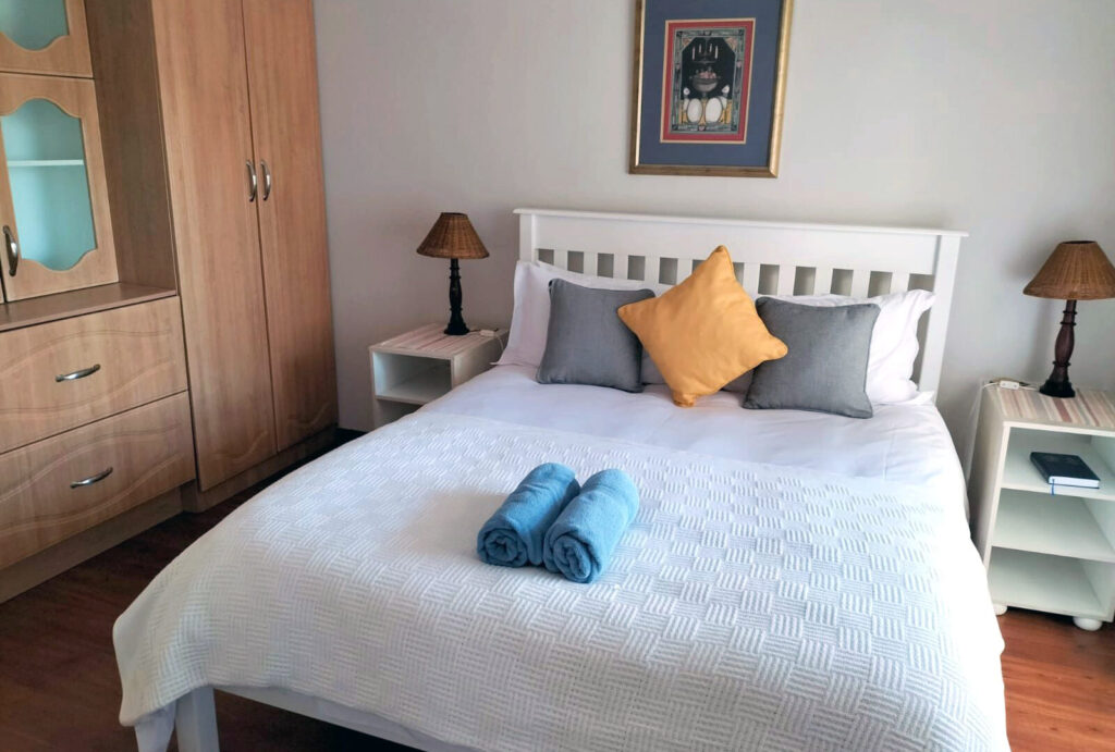 Room 7 — 2-Bedroom Apartment at Park Living Guesthouse