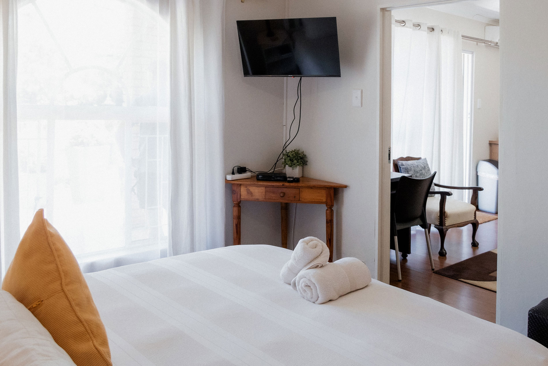 Room 7 — 2-Bedroom Apartment at Park Living Guesthouse — photo 2